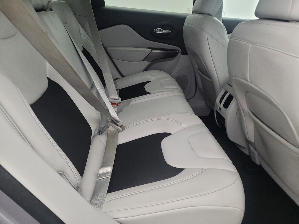 2021 Jeep Cherokee in Clearwater, FL 33764 - 18081856 19