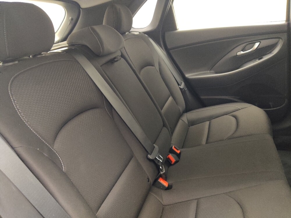 2018 Hyundai Elantra in Pensacola, FL 32505 - 18081863 19