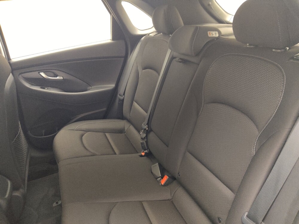 2018 Hyundai Elantra in Pensacola, FL 32505 - 18081863 18