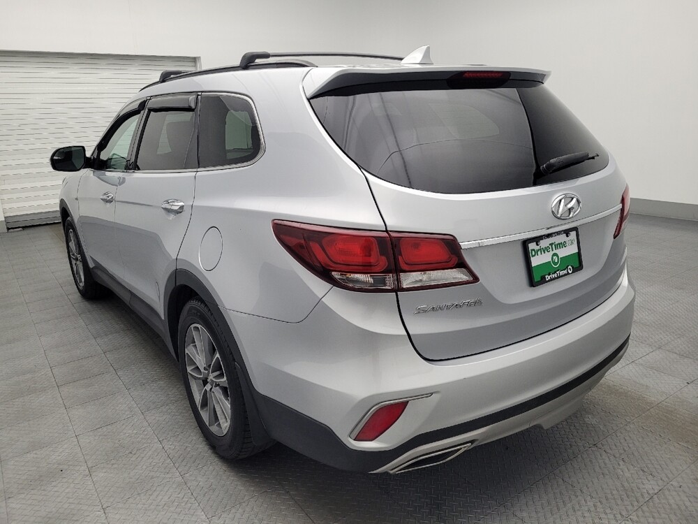 2017 Hyundai Santa Fe in Orlando, FL 32808 - 18081871 5