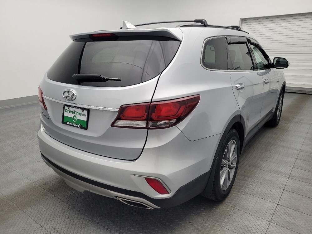 2017 Hyundai Santa Fe in Orlando, FL 32808 - 18081871 9