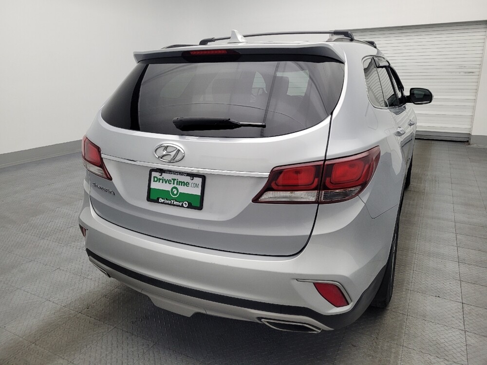 2017 Hyundai Santa Fe in Orlando, FL 32808 - 18081871 7