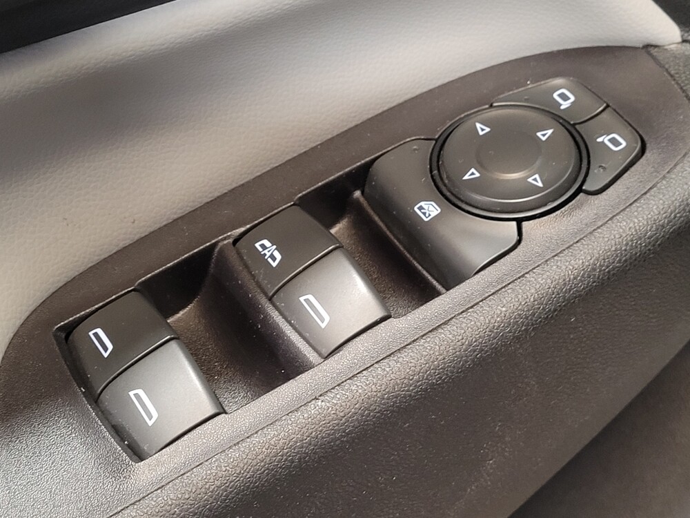 2018 Chevrolet Equinox in Orlando, FL 32808 - 18081872 27