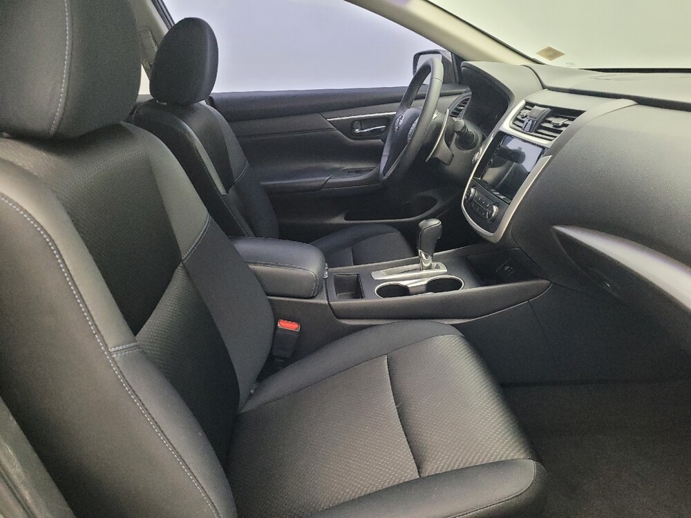 2017 Nissan Altima in Lauderdale Lakes, FL 33313 - 18081875 21