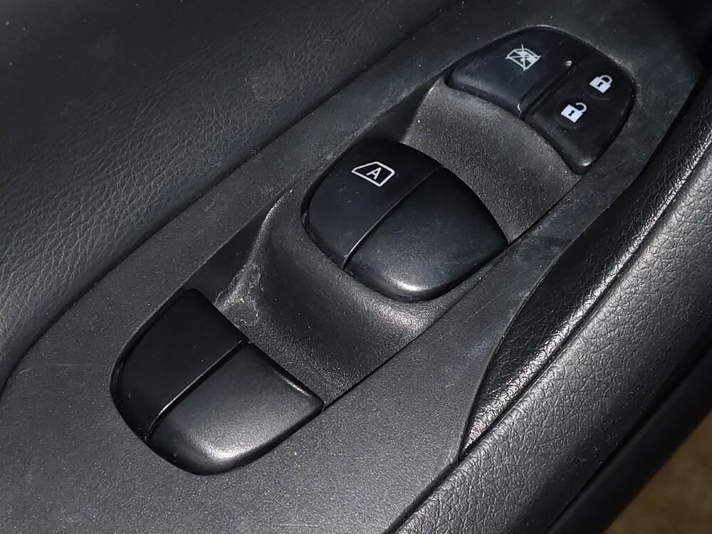 2017 Nissan Altima in Lauderdale Lakes, FL 33313 - 18081875 27