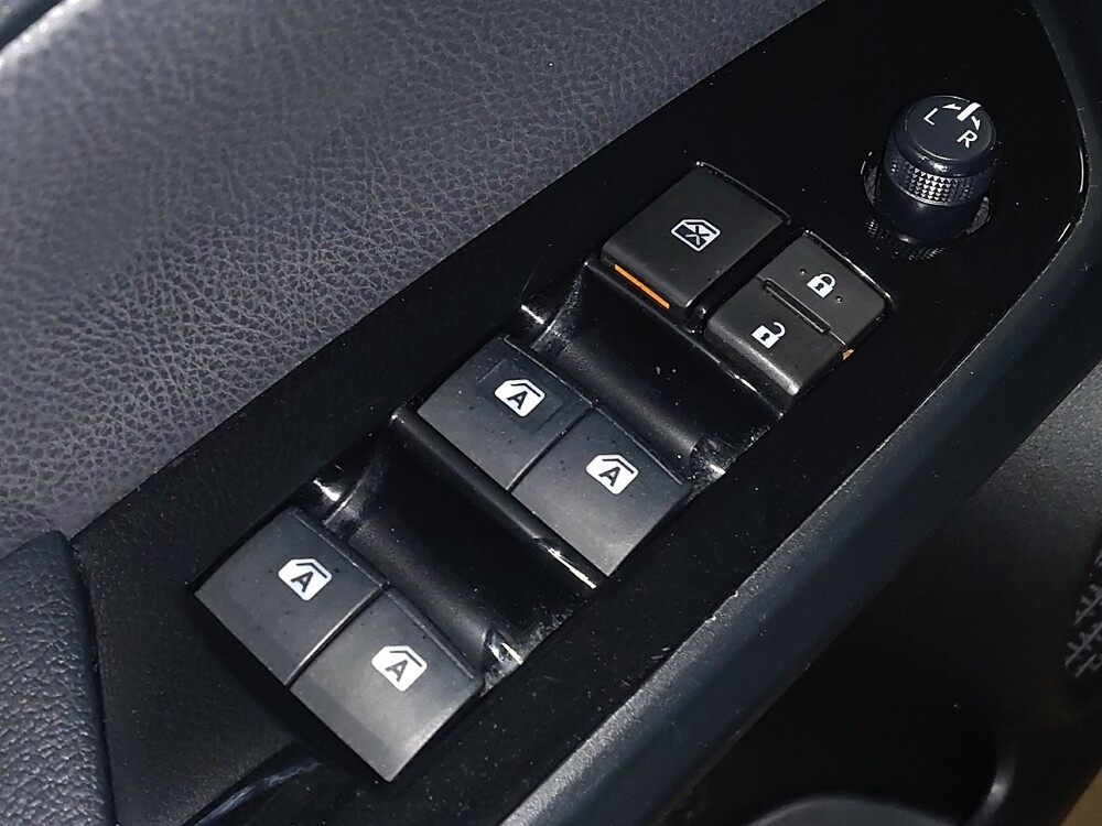 2017 Toyota Prius in Mobile, AL 36606 - 18081892 27