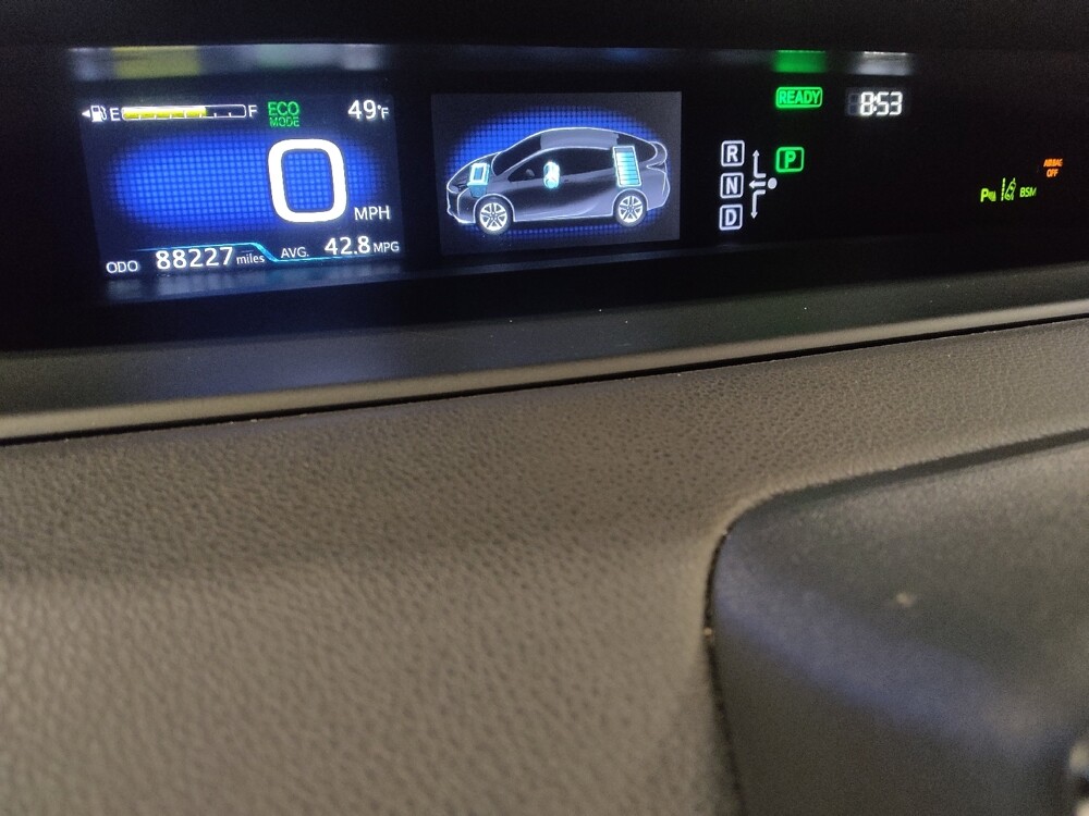 2017 Toyota Prius in Mobile, AL 36606 - 18081892 23