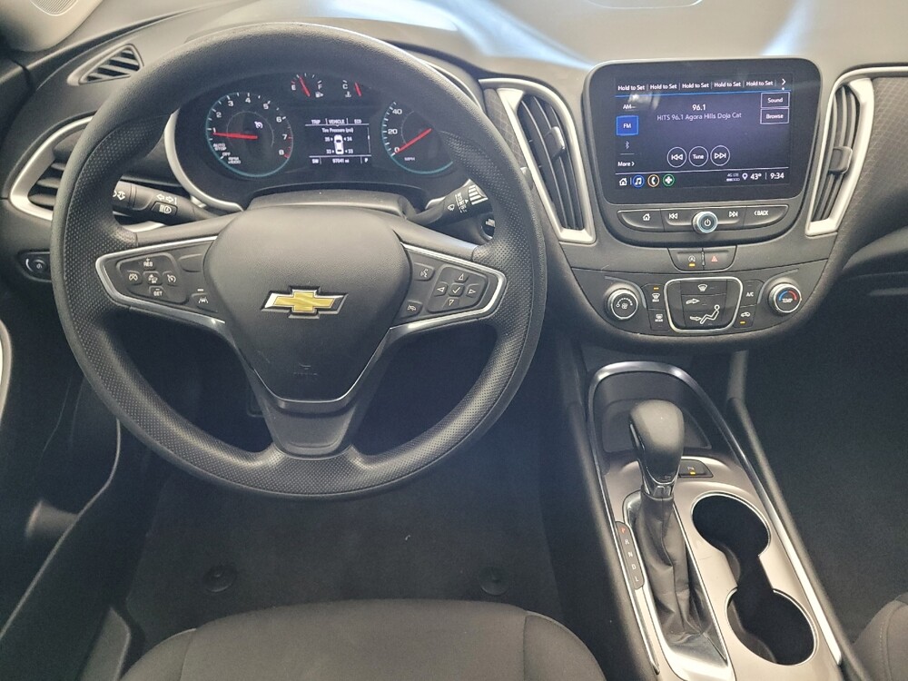 2021 Chevrolet Malibu in Greenville, SC 29607 - 18081897 22