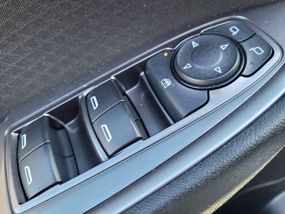 2021 Chevrolet Malibu in Greenville, SC 29607 - 18081897 27