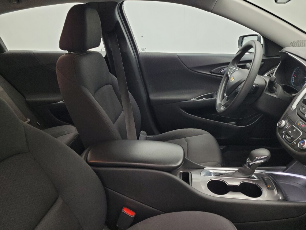 2021 Chevrolet Malibu in Greenville, SC 29607 - 18081897 21