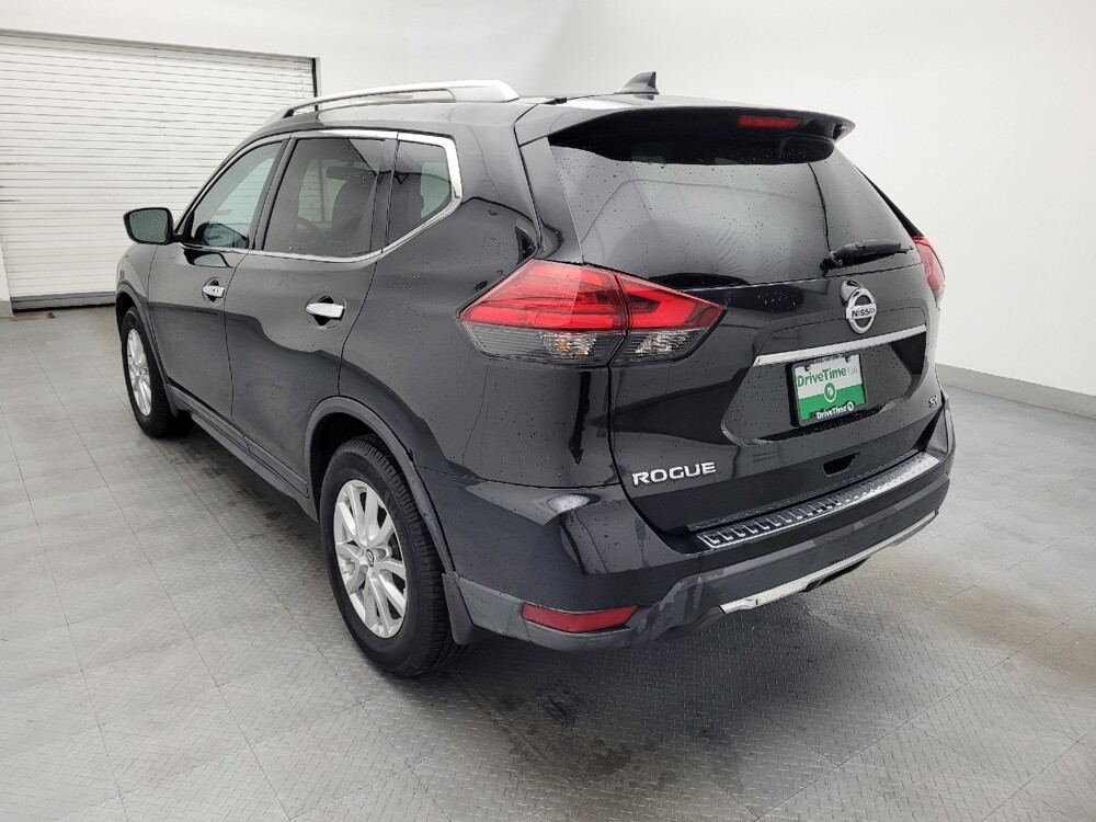 2017 Nissan Rogue in Raleigh, NC 27604 - 18081911 5