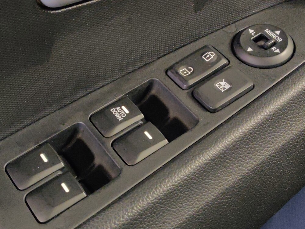 2016 Kia Sportage in Baton Rouge, LA 70816 - 18081921 27