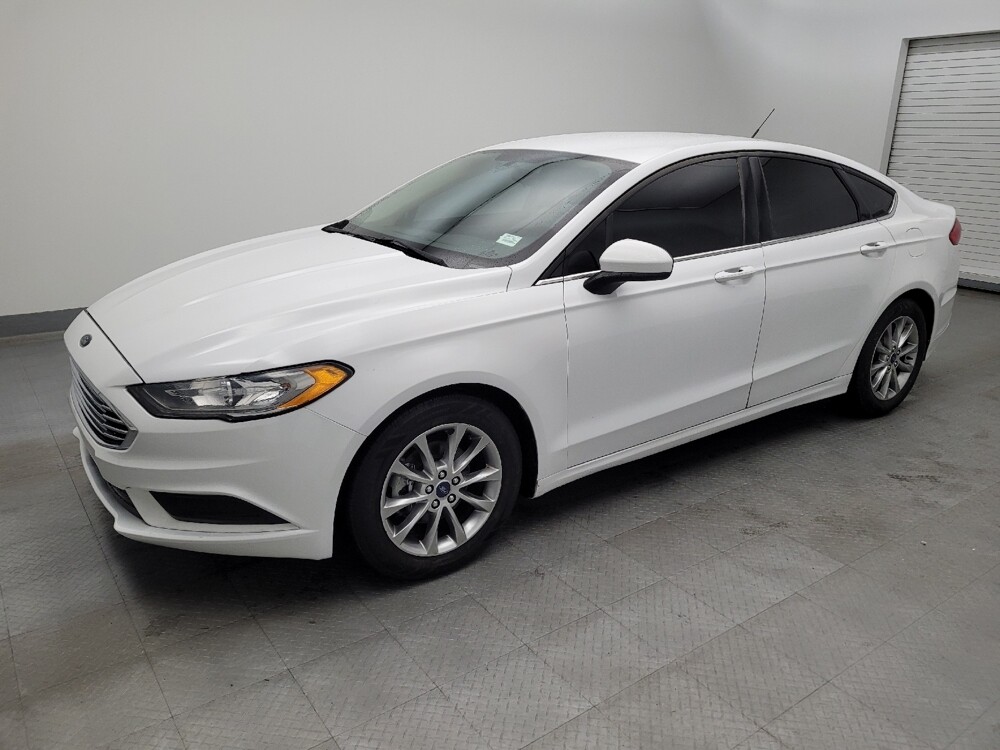 2017 Ford Fusion in Miamisburg, OH 45342 - 18081928 2