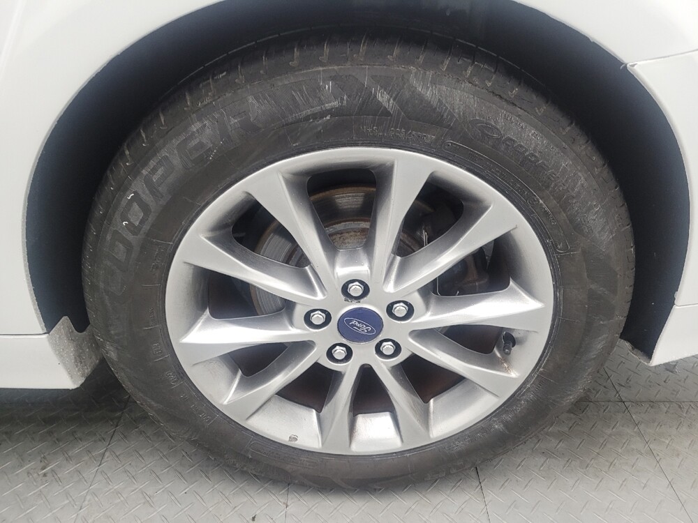 2017 Ford Fusion in Miamisburg, OH 45342 - 18081928 31