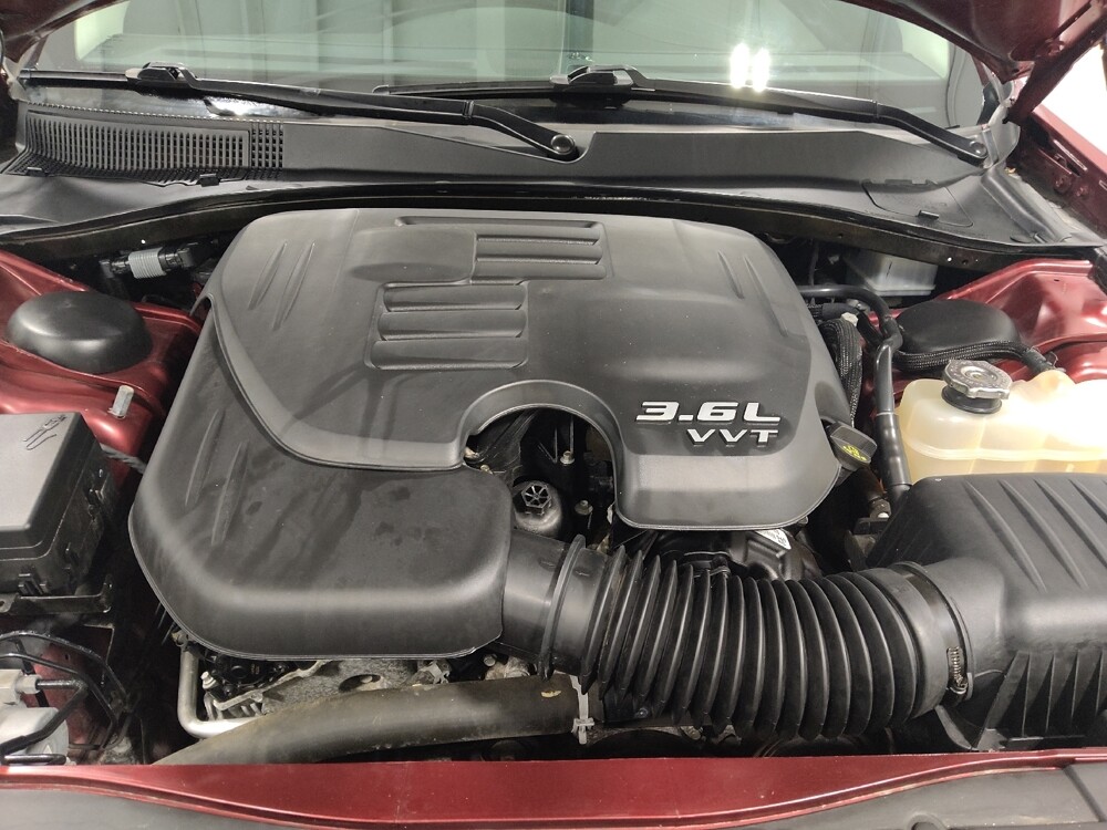 2017 Chrysler 300 in Columbus, OH 43231 - 18081929 30