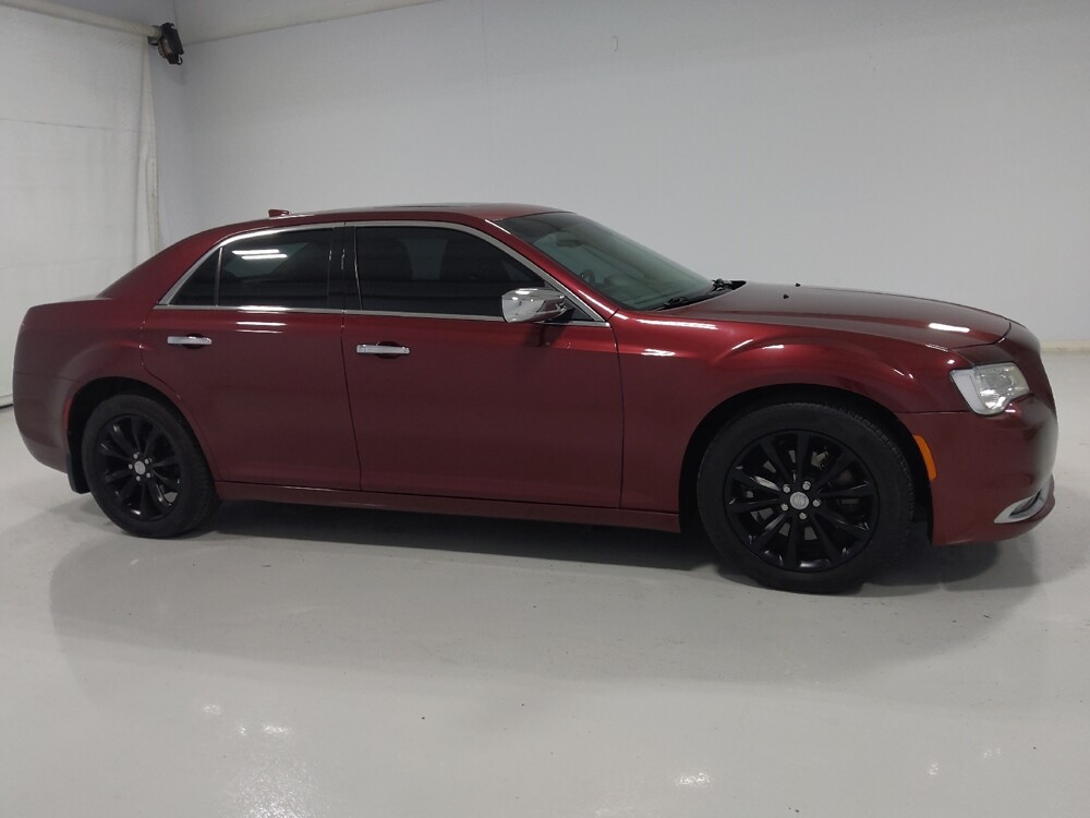 2017 Chrysler 300 in Columbus, OH 43231 - 18081929 11