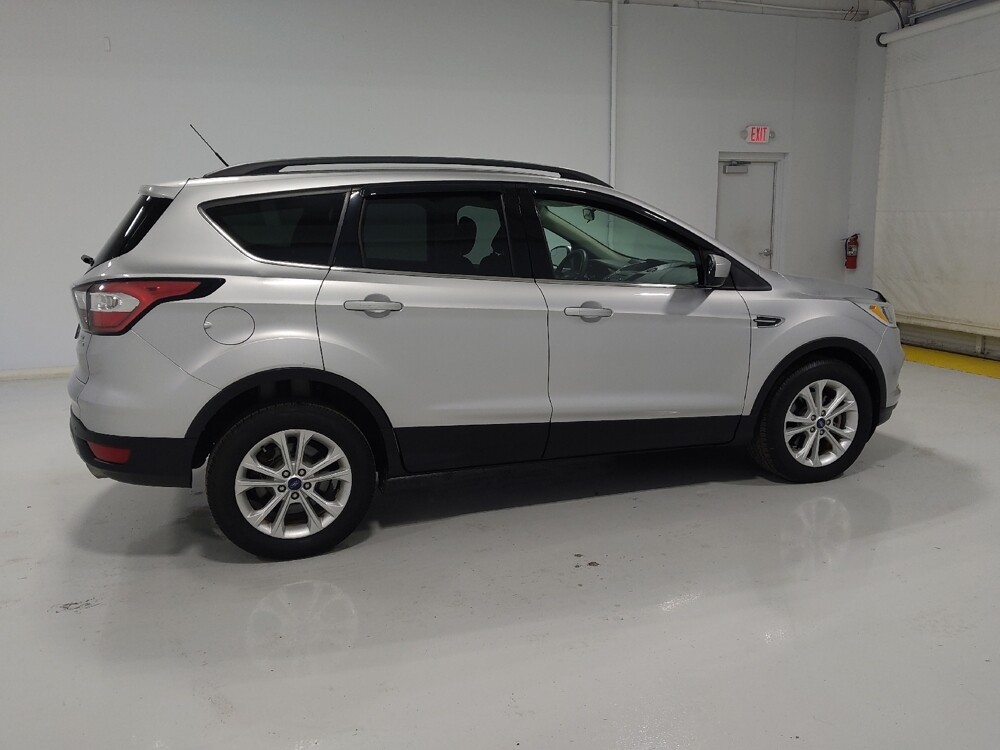 2018 Ford Escape in Columbus, OH 43231 - 18081934 10