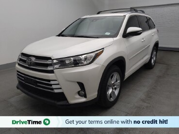 2017 Toyota Highlander in St. Louis, MO 63136