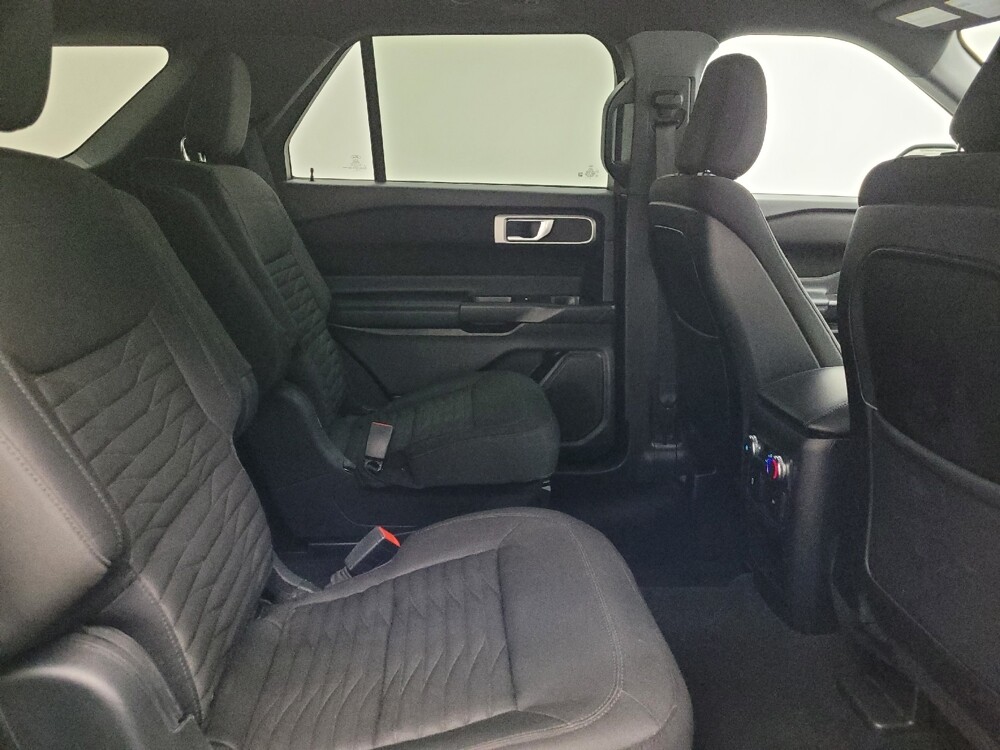 2020 Ford Explorer in Peoria, IL 61615 - 18081968 19