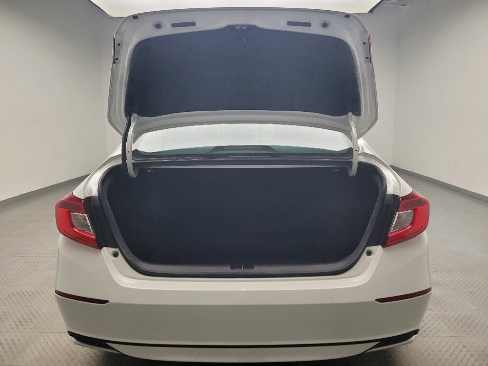 2020 Honda Accord in Eastpointe, MI 48021 - 18081973 29