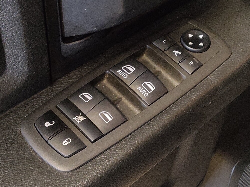 2018 RAM 1500 in Lauderdale Lakes, FL 33313 - 18081979 27