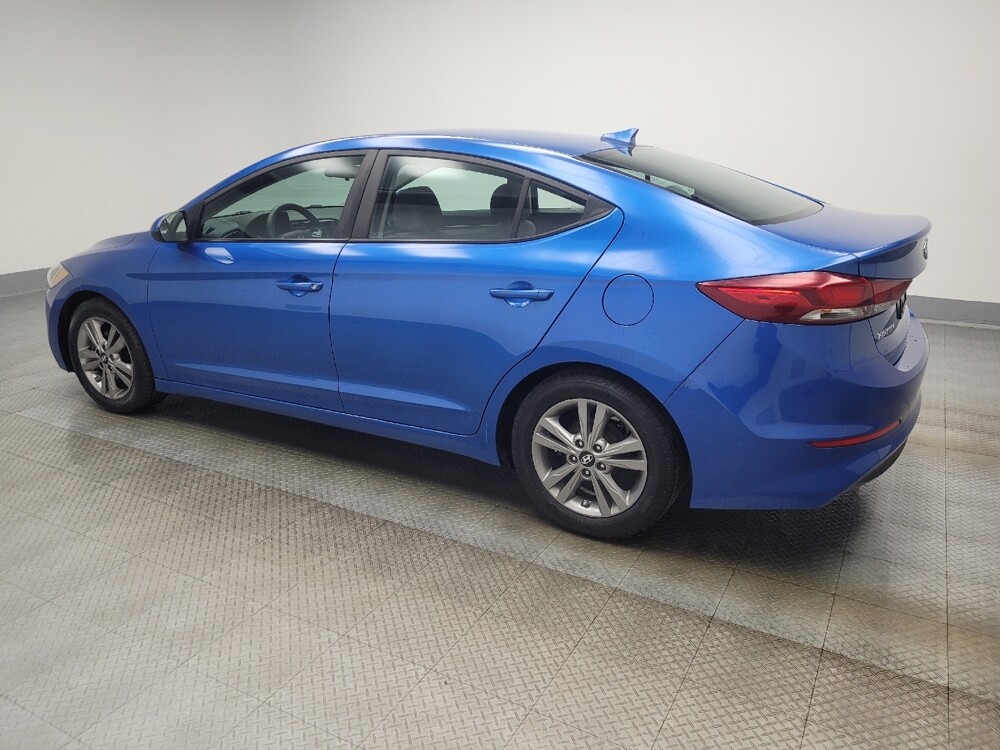 2017 Hyundai Elantra in Indianapolis, IN 46222 - 18081981 3