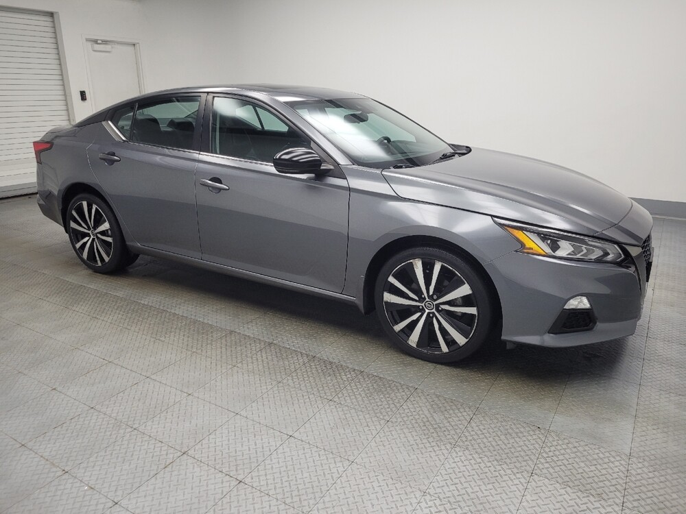 2020 Nissan Altima in Indianapolis, IN 46219 - 18081982 11