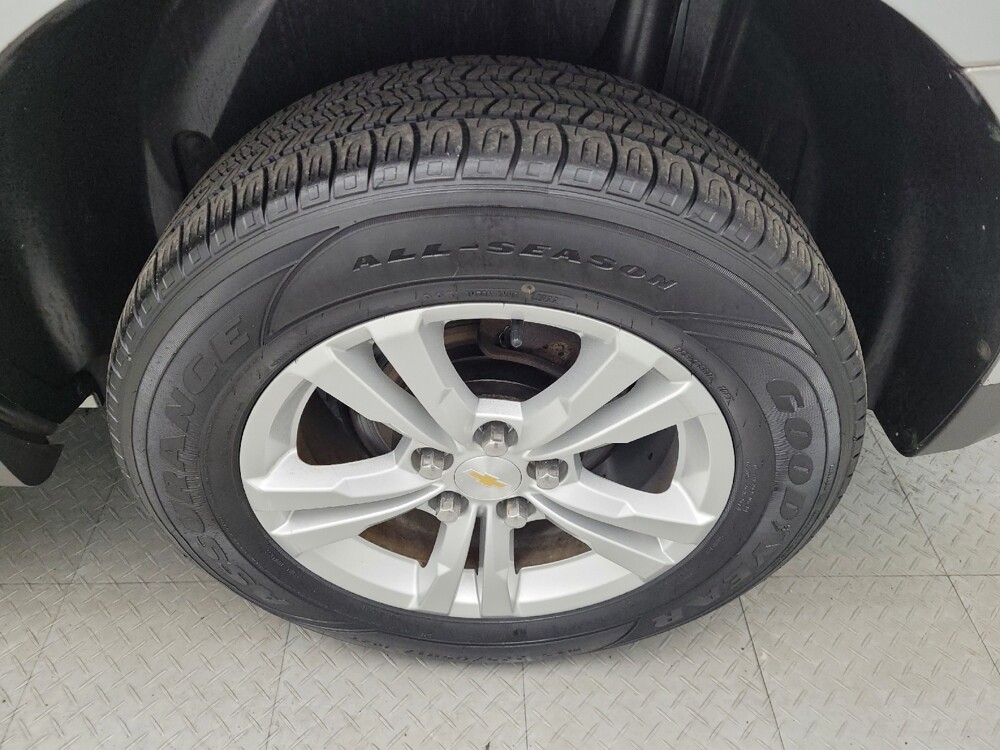 2015 Chevrolet Equinox in Toledo, OH 43617 - 18081998 31