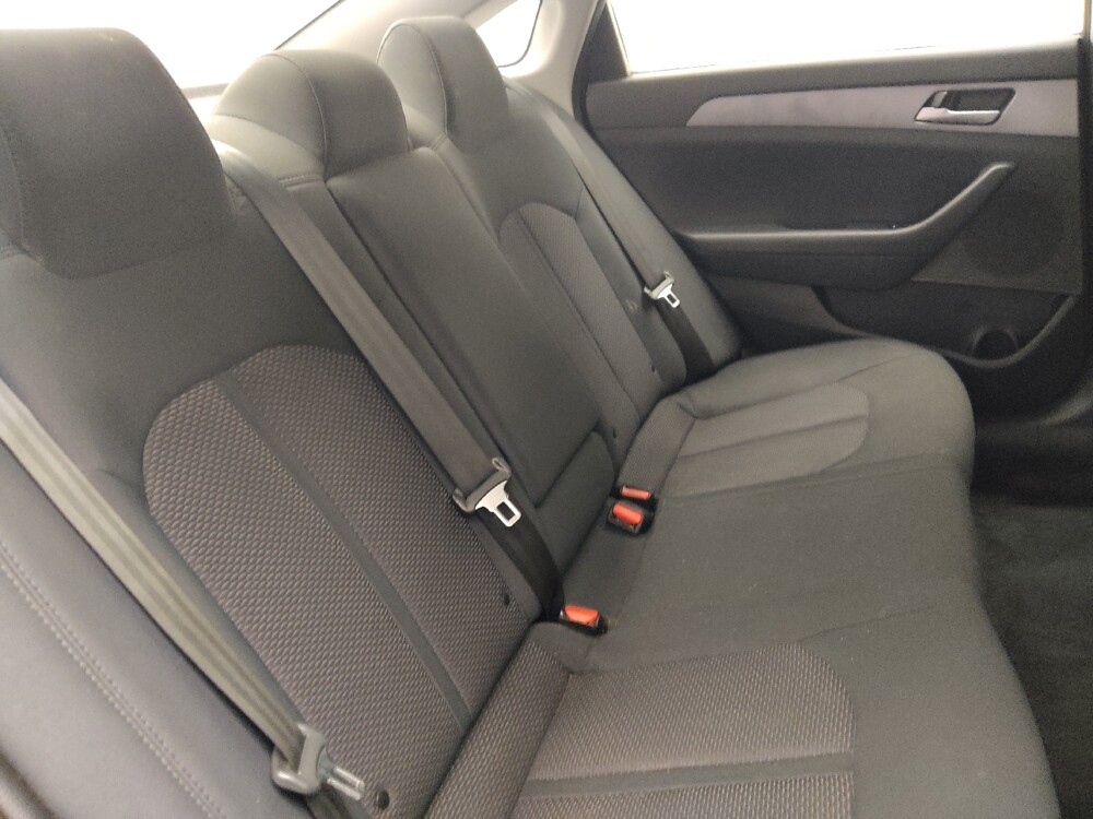 2019 Hyundai Sonata in Pensacola, FL 32505 - 18081999 19