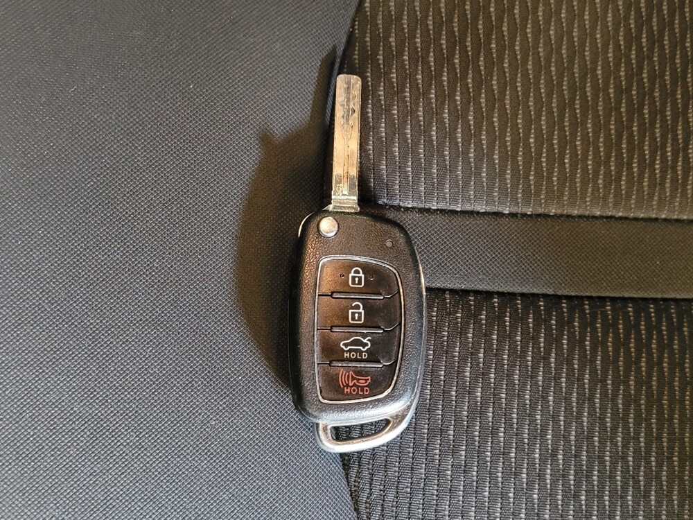 2019 Hyundai Sonata in Pensacola, FL 32505 - 18081999 32