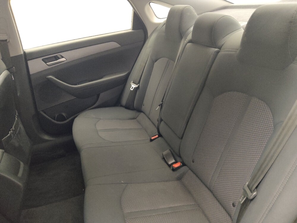 2019 Hyundai Sonata in Pensacola, FL 32505 - 18081999 18