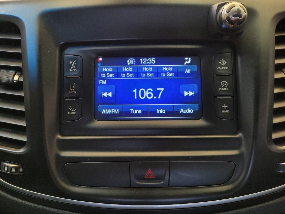 2016 Chrysler 200 in Lexington, KY 40509 - 18082010 25