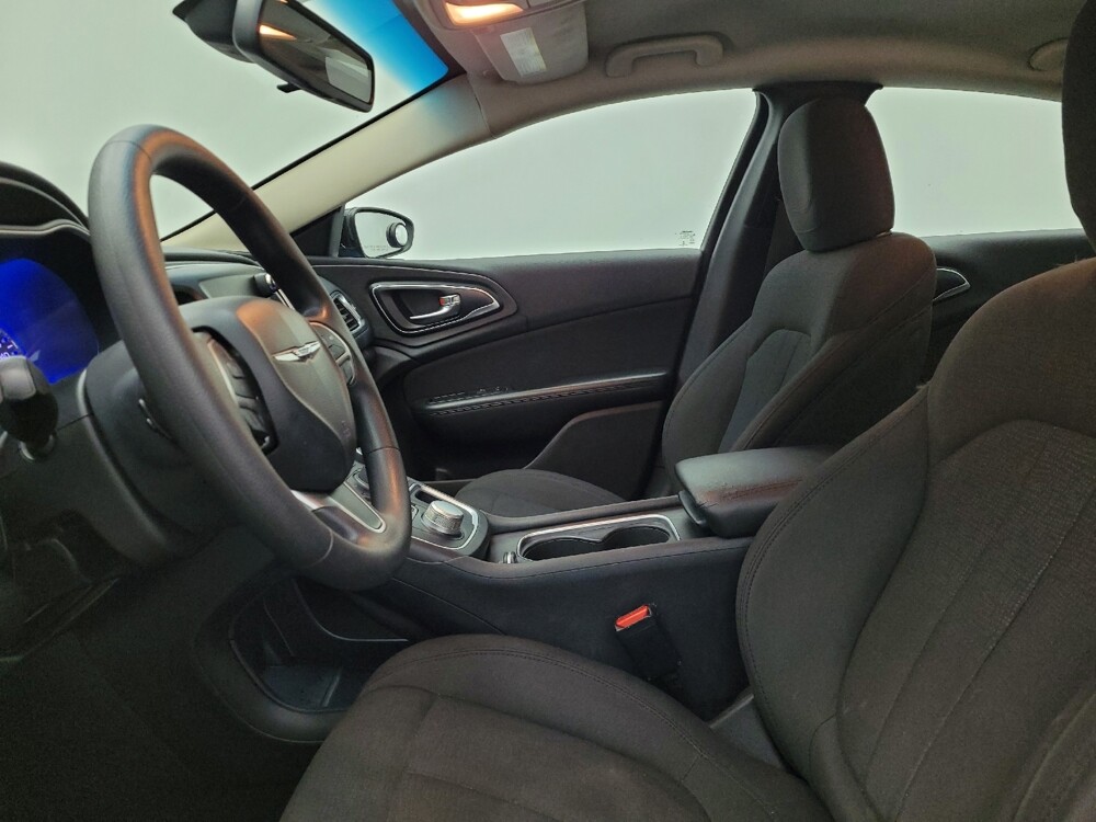 2016 Chrysler 200 in Lexington, KY 40509 - 18082010 17