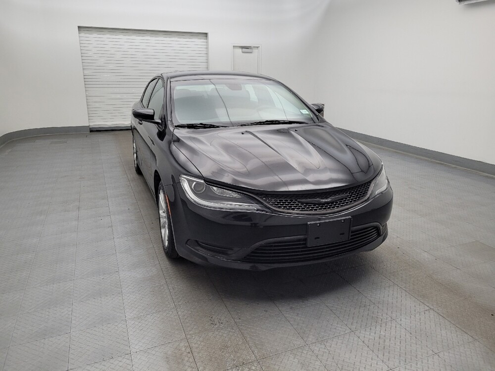 2016 Chrysler 200 in Lexington, KY 40509 - 18082010 14