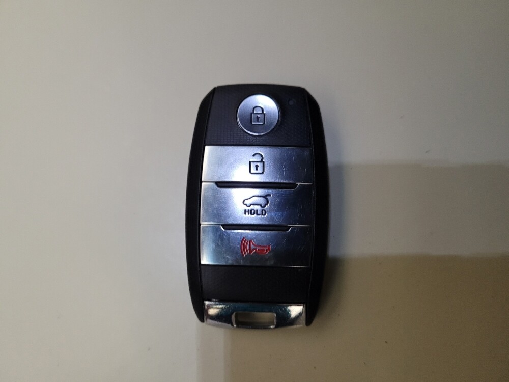 2016 Kia Sorento in Sacramento, CA 95821 - 18082011 32