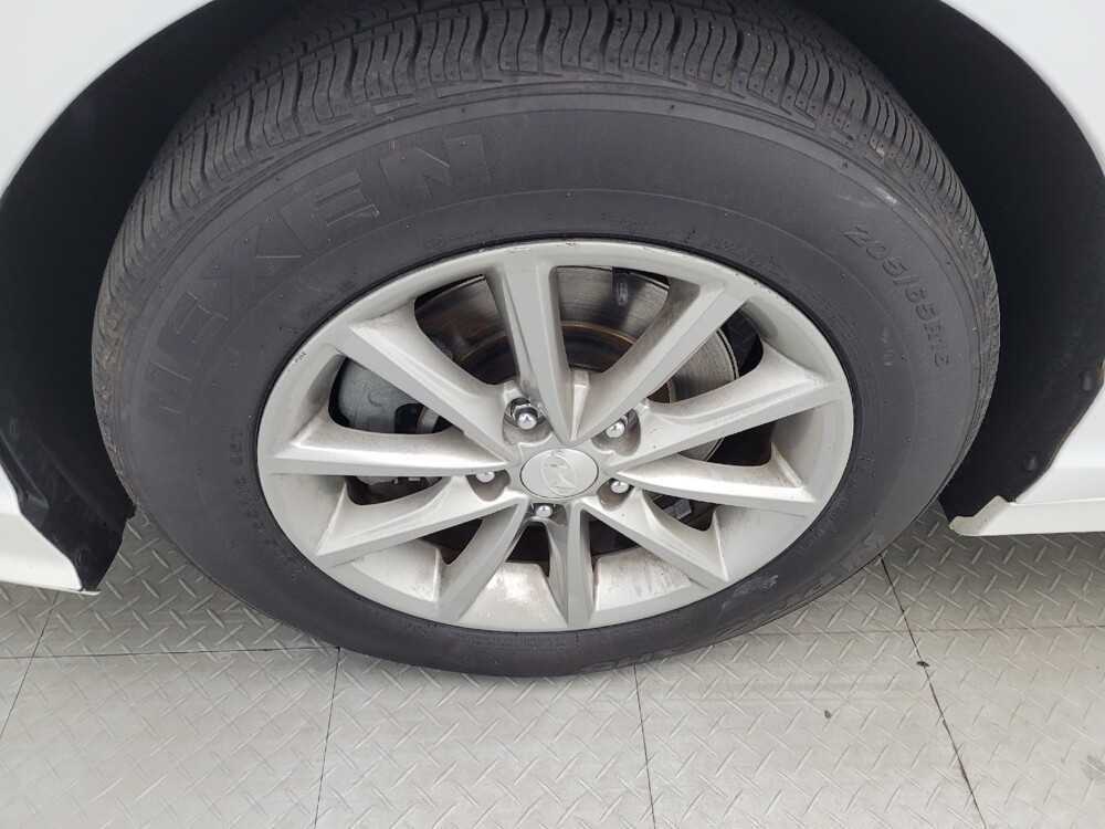 2018 Hyundai Sonata in Greensboro, NC 27407 - 18082024 31