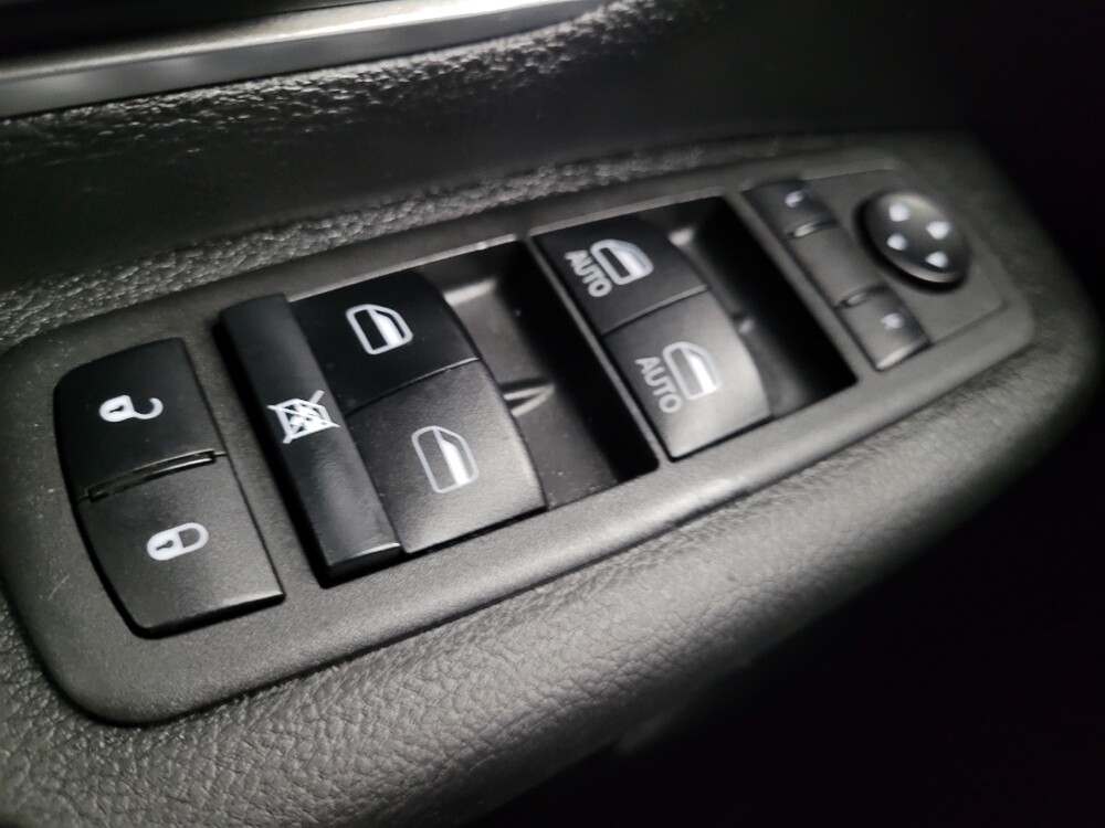 2022 RAM 1500 in Huntsville, AL 35816 - 18082030 27