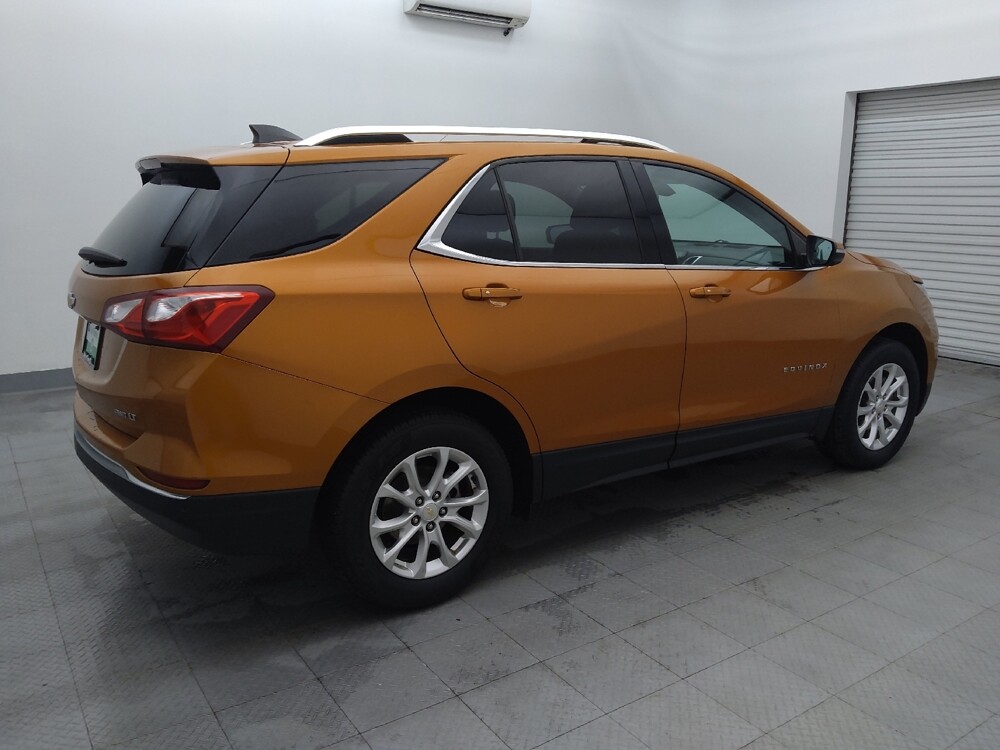 2018 Chevrolet Equinox in Live Oak, TX 78233 - 18082033 10