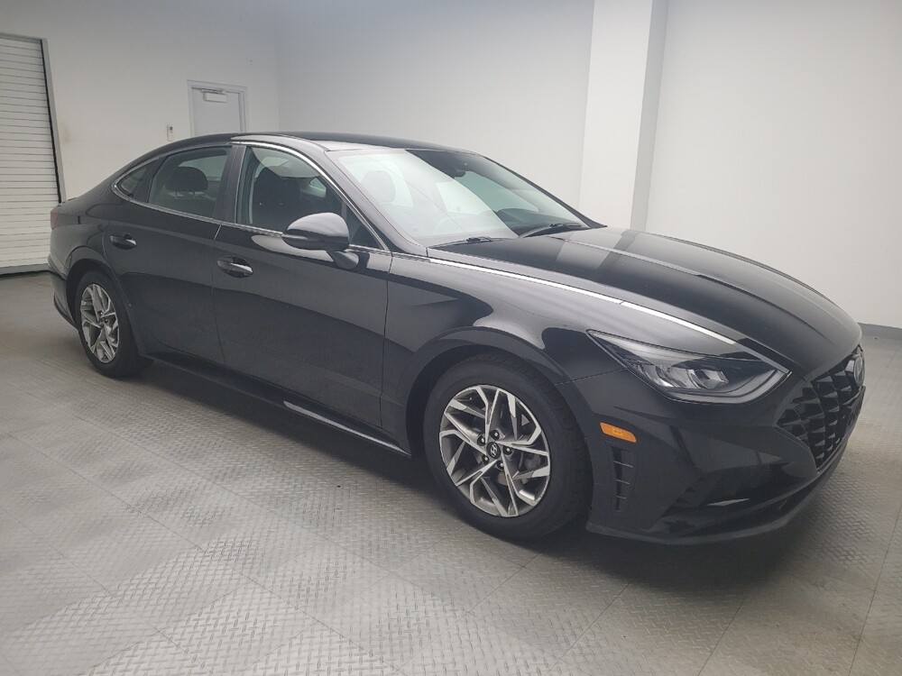 2021 Hyundai Sonata in Eastpointe, MI 48021 - 18082039 11