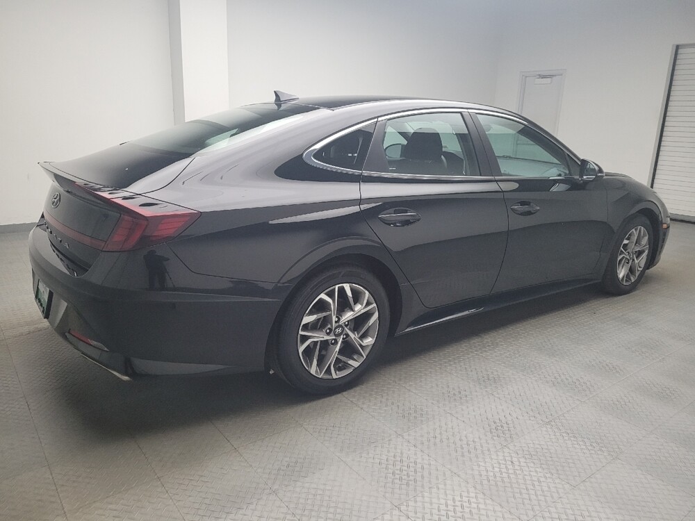 2021 Hyundai Sonata in Eastpointe, MI 48021 - 18082039 10