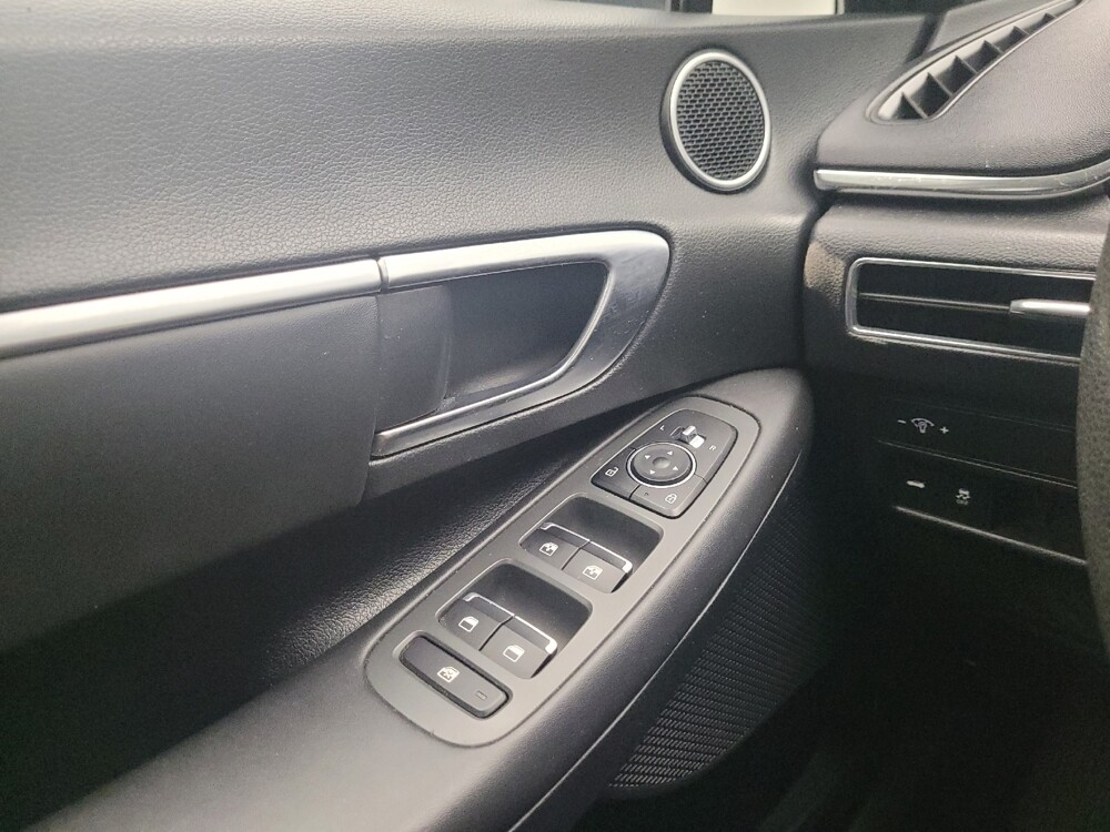 2021 Hyundai Sonata in Eastpointe, MI 48021 - 18082039 27