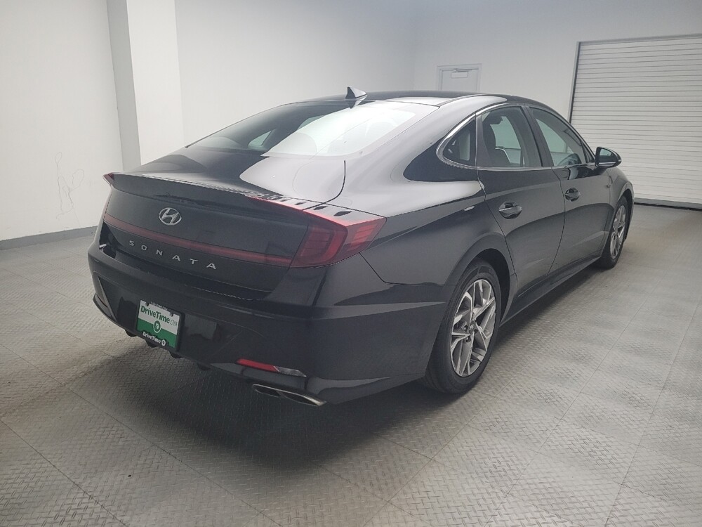 2021 Hyundai Sonata in Eastpointe, MI 48021 - 18082039 9