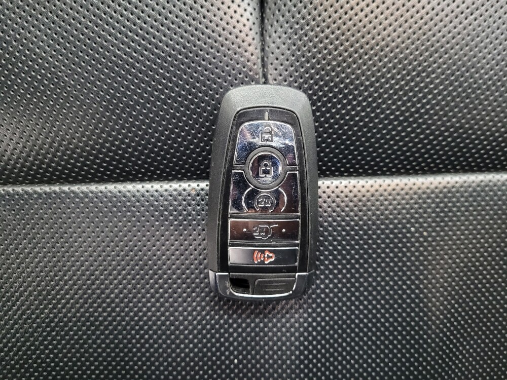 2020 Lincoln Corsair in Las Vegas, NV 89102 - 18082041 32