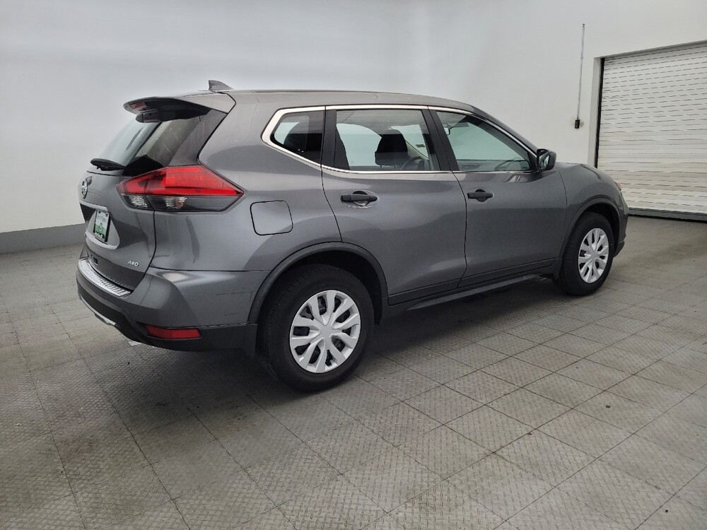 2017 Nissan Rogue in Temple Hills, MD 20746 - 18082058 10