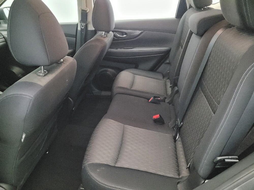 2017 Nissan Rogue in Temple Hills, MD 20746 - 18082058 18