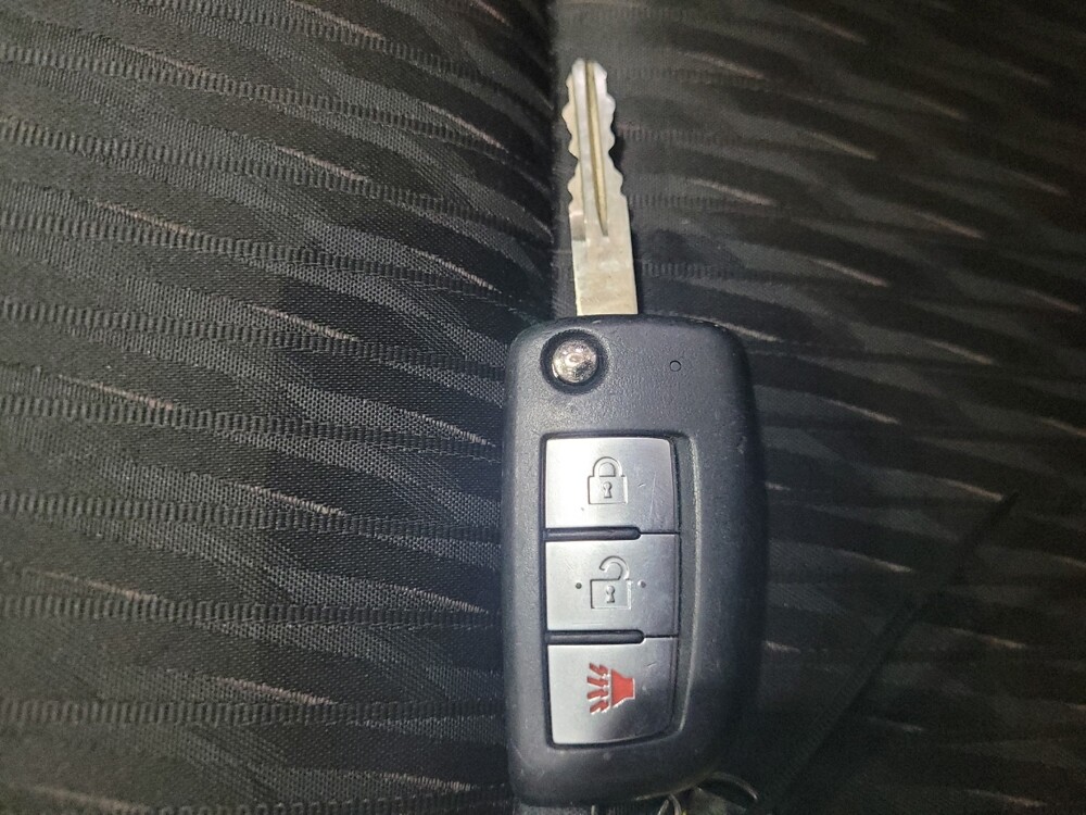 2017 Nissan Rogue in Temple Hills, MD 20746 - 18082058 32