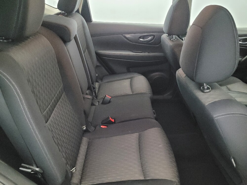 2017 Nissan Rogue in Temple Hills, MD 20746 - 18082058 19