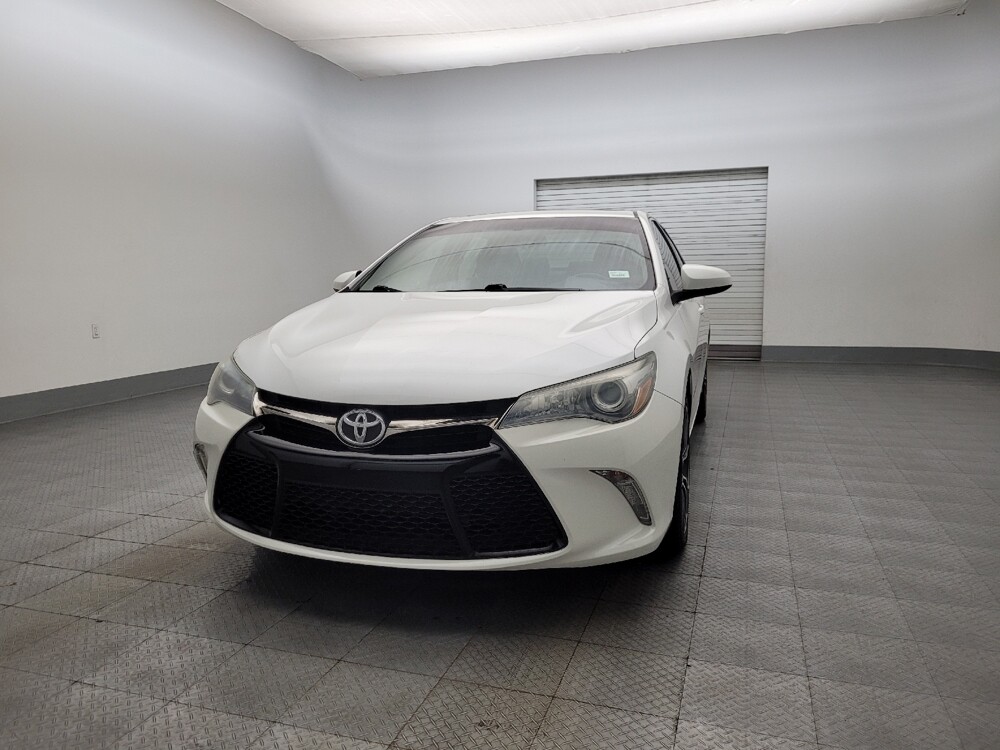 2016 Toyota Camry in Glendale, AZ 85301 - 18082070 15