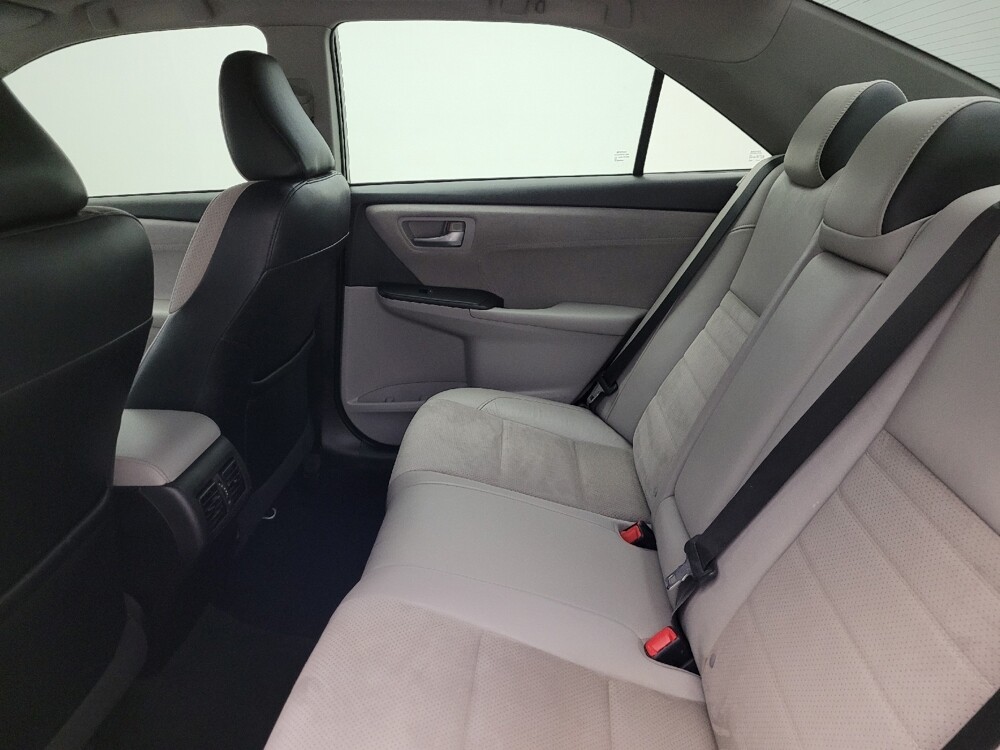 2016 Toyota Camry in Glendale, AZ 85301 - 18082070 18