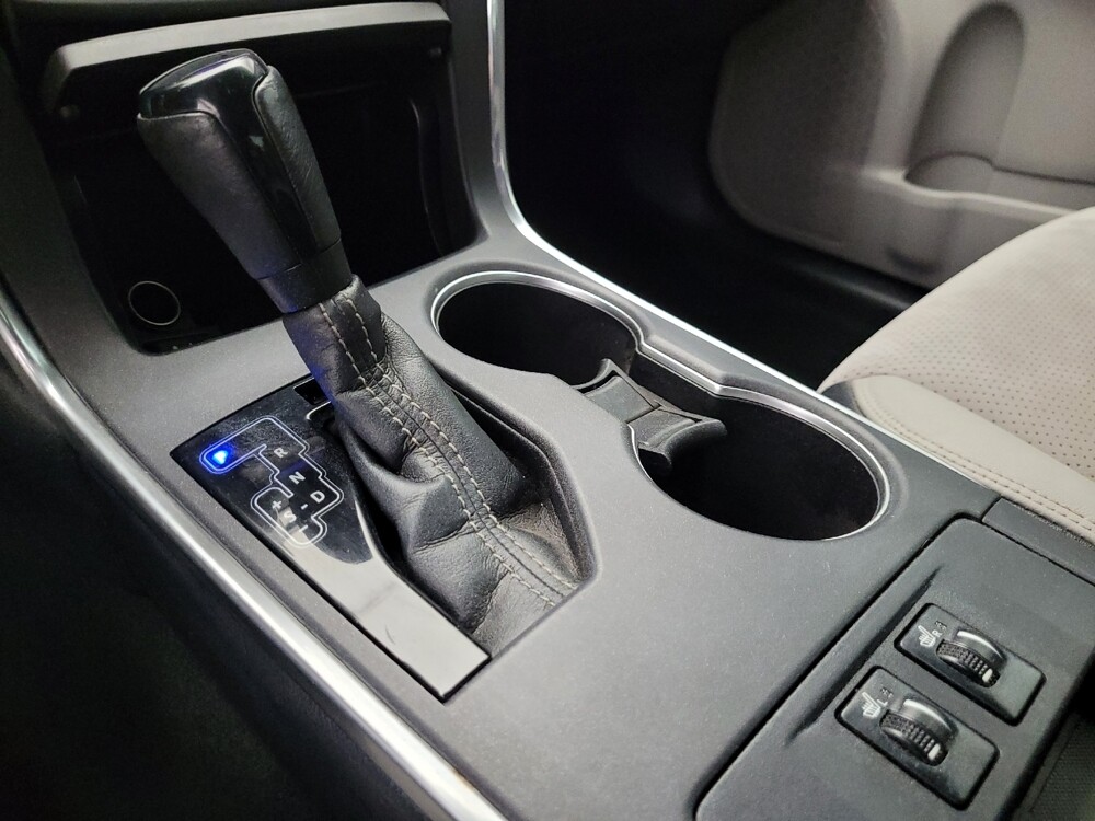 2016 Toyota Camry in Glendale, AZ 85301 - 18082070 26